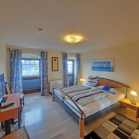Ferienwohnung "An Der Waterkant" Objekt Id 12050-0 Waren  Dış mekan fotoğraf