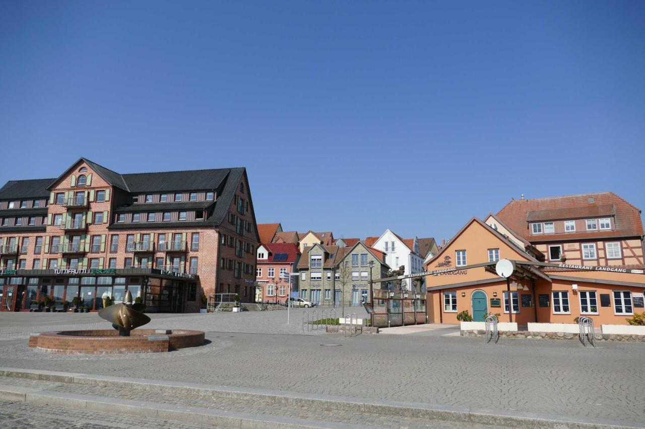 Ferienwohnung "An Der Waterkant" Objekt Id 12050-0 Waren  Dış mekan fotoğraf